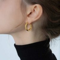 Boucle d'oreille orientale-circulaire